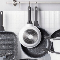 Patelnia tradycyjna nieprzywierająca Valdinox Pure 24 cm indukcja i gaz