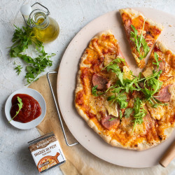 KAMIEŃ DO PIZZY Z UCHWYTEM I NOŻYKIEM